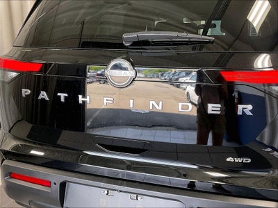 2024 Nissan Pathfinder S