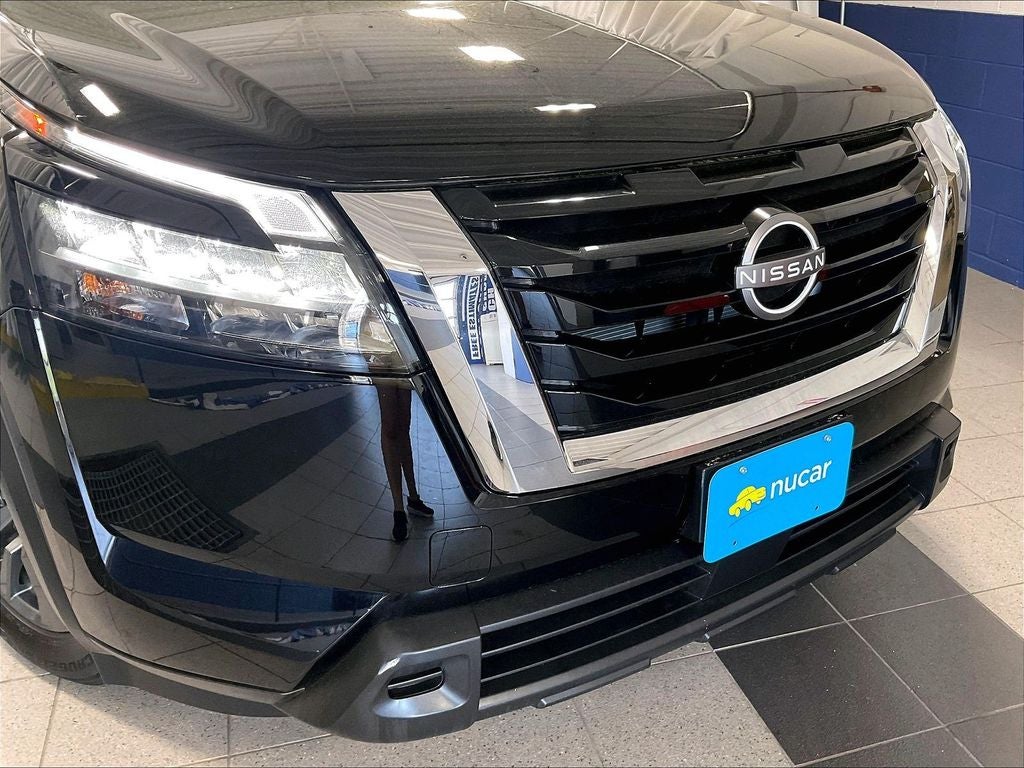 2024 Nissan Pathfinder S