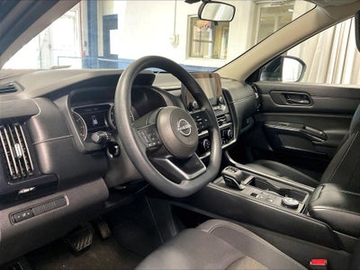2024 Nissan Pathfinder S