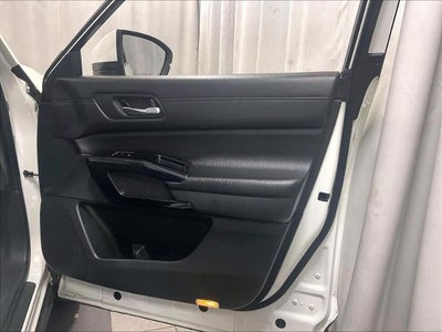 2022 Nissan Pathfinder SV 4WD