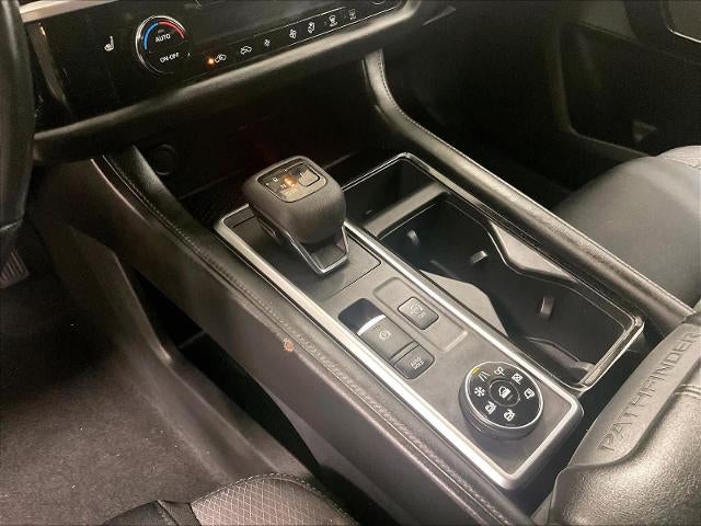 2022 Nissan Pathfinder SV 4WD