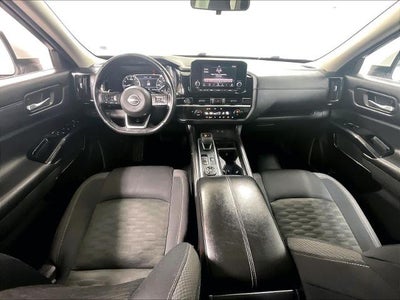 2022 Nissan Pathfinder SV 4WD