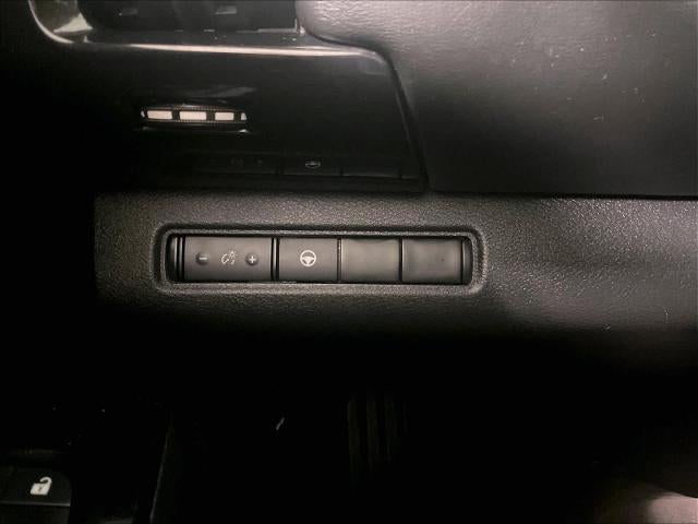 2022 Nissan Pathfinder SV 4WD