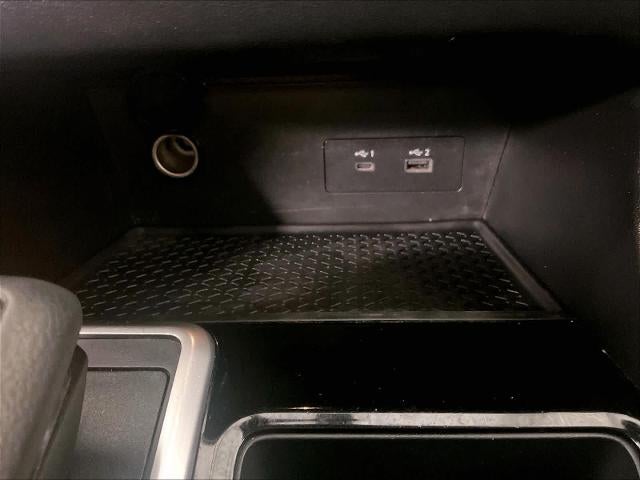 2022 Nissan Pathfinder SV 4WD