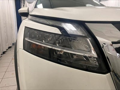 2022 Nissan Pathfinder SV 4WD