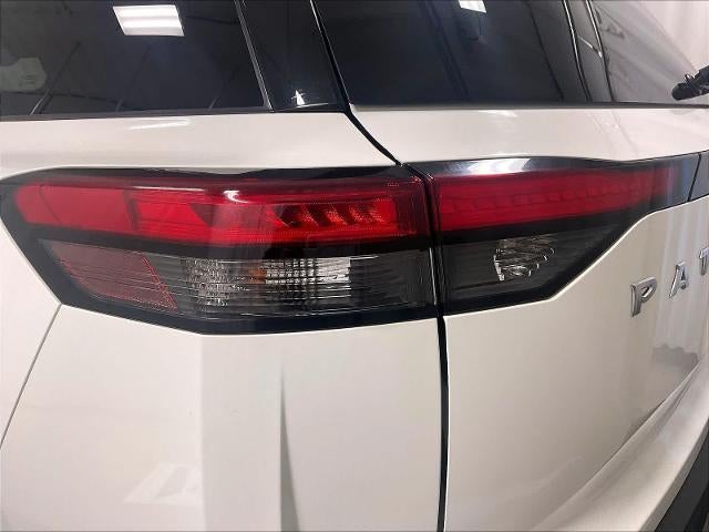 2022 Nissan Pathfinder SV 4WD