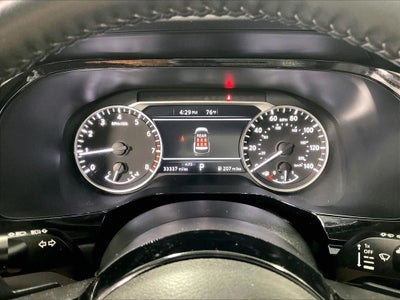 2023 Nissan Pathfinder SV