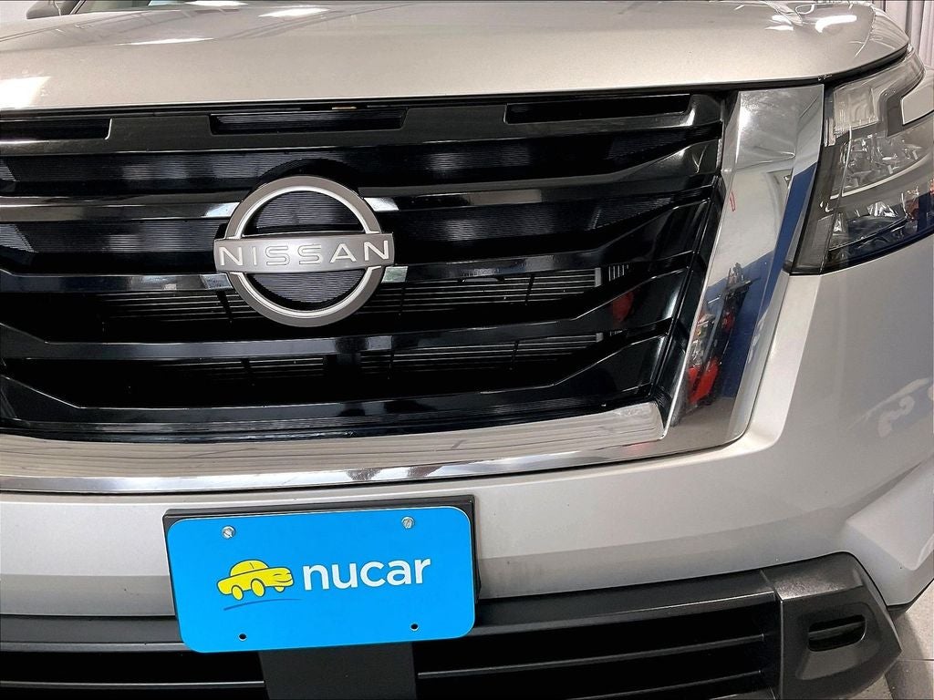 2023 Nissan Pathfinder SV