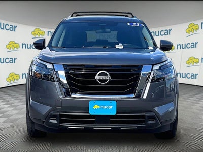 2023 Nissan Pathfinder SV
