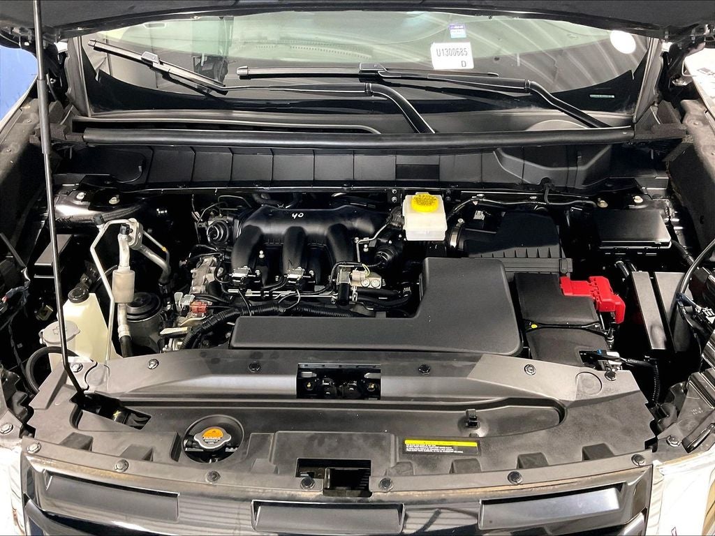 2023 Nissan Pathfinder SV