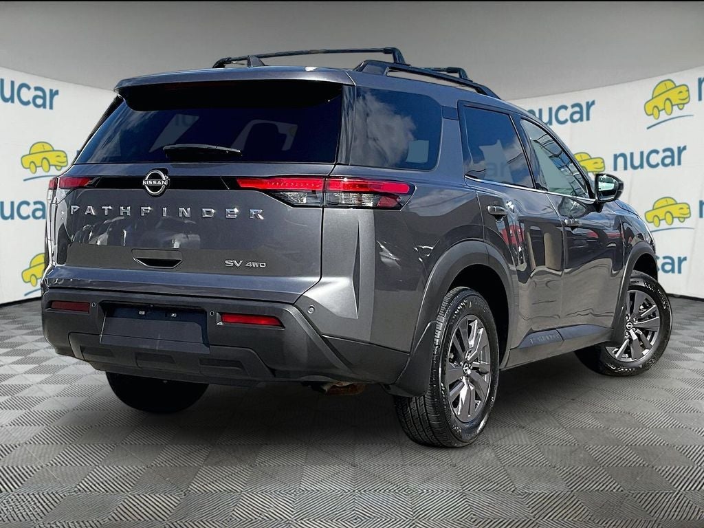 2023 Nissan Pathfinder SV