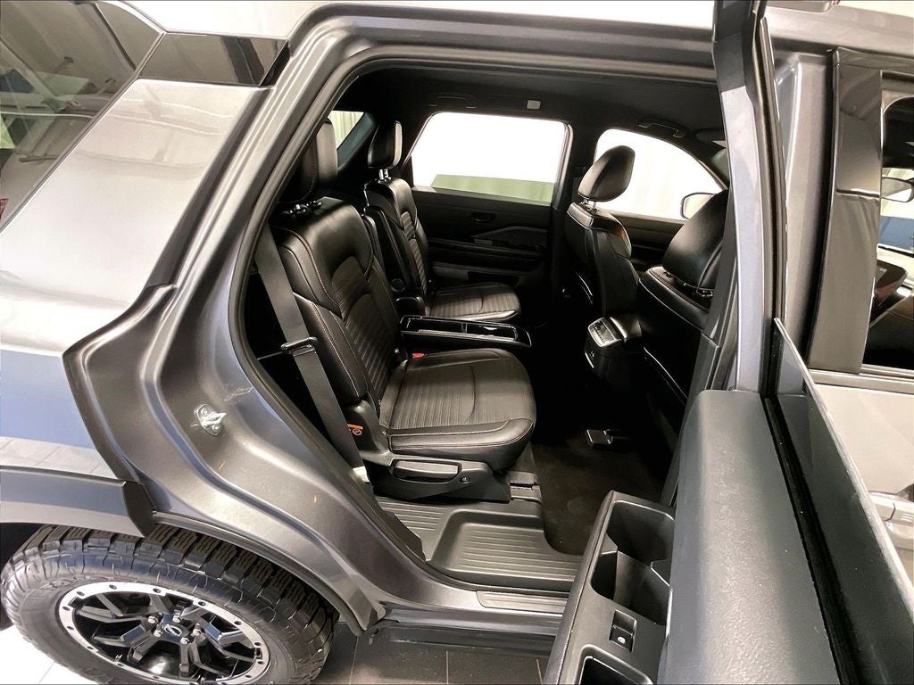 2023 Nissan Pathfinder Rock Creek