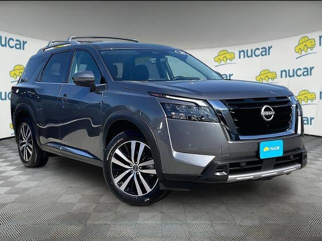 2025 Nissan Pathfinder Platinum 4WD