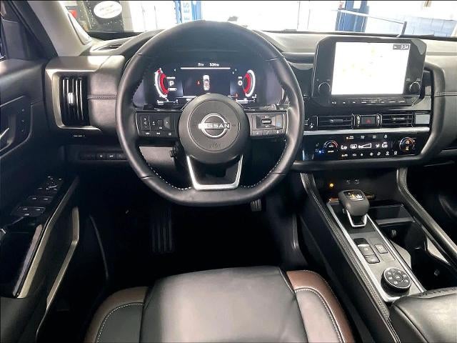 2025 Nissan Pathfinder Platinum 4WD