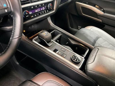 2025 Nissan Pathfinder Platinum 4WD