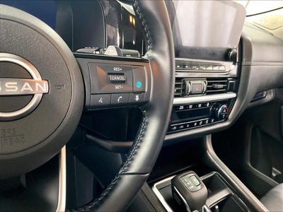 2025 Nissan Pathfinder Platinum 4WD