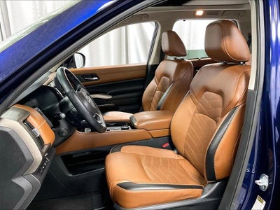 2023 Nissan Pathfinder Platinum 4WD
