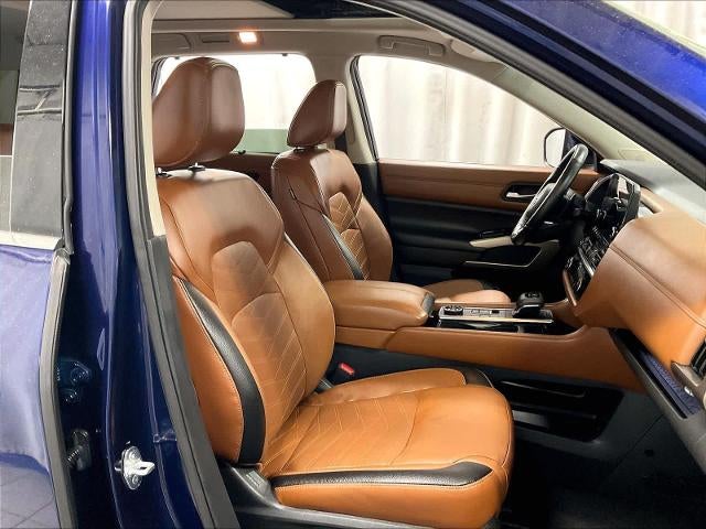 2023 Nissan Pathfinder Platinum 4WD