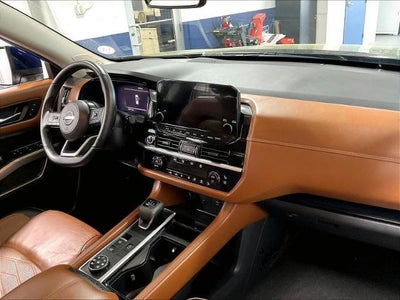 2023 Nissan Pathfinder Platinum 4WD