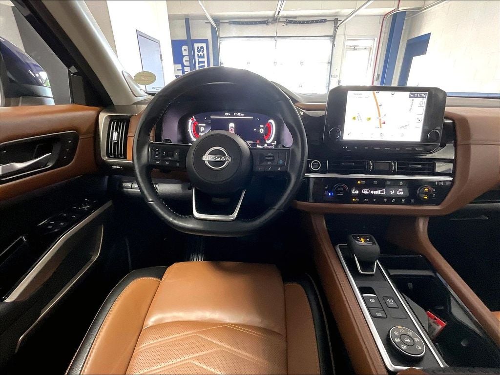2023 Nissan Pathfinder Platinum