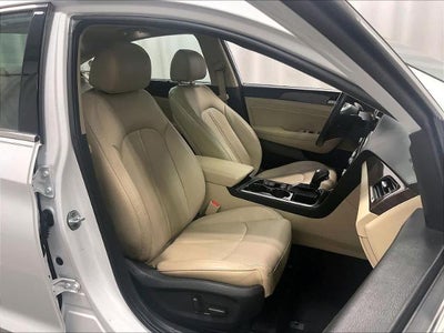 2019 Hyundai SONATA Limited 2.4L