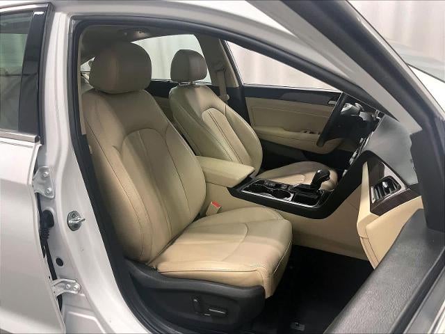 2019 Hyundai SONATA Limited 2.4L