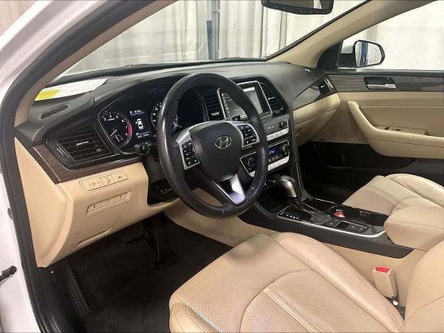 2019 Hyundai SONATA Limited 2.4L