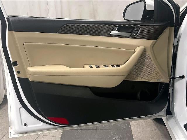 2019 Hyundai SONATA Limited 2.4L