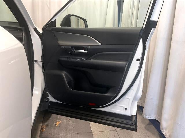 2025 Toyota Grand Highlander Hybrid Nightshade Edition AWD (Natl)