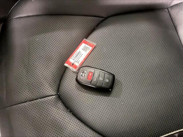 2025 Toyota Grand Highlander Hybrid Nightshade Edition AWD (Natl)