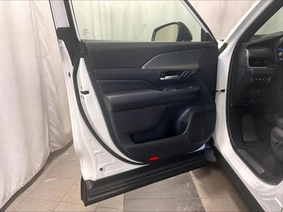 2025 Toyota Grand Highlander Hybrid Nightshade Edition AWD (Natl)