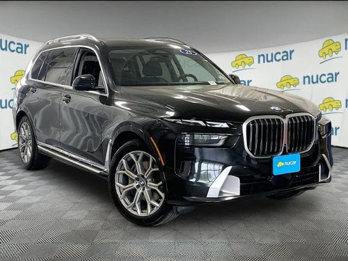 2025 BMW X7 xDrive40i Sports Activity Vehicle