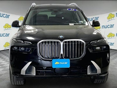 2025 BMW X7 xDrive40i Sports Activity Vehicle