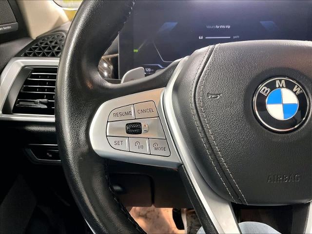 2025 BMW X7 xDrive40i Sports Activity Vehicle