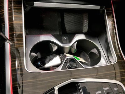2025 BMW X7 xDrive40i Sports Activity Vehicle