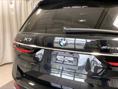 2025 BMW X7 xDrive40i Sports Activity Vehicle