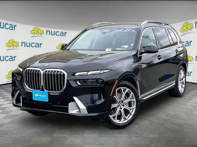 2025 BMW X7 xDrive40i Sports Activity Vehicle