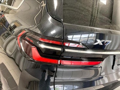 2025 BMW X7 xDrive40i Sports Activity Vehicle