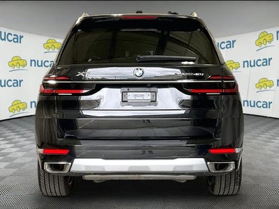 2025 BMW X7 xDrive40i Sports Activity Vehicle