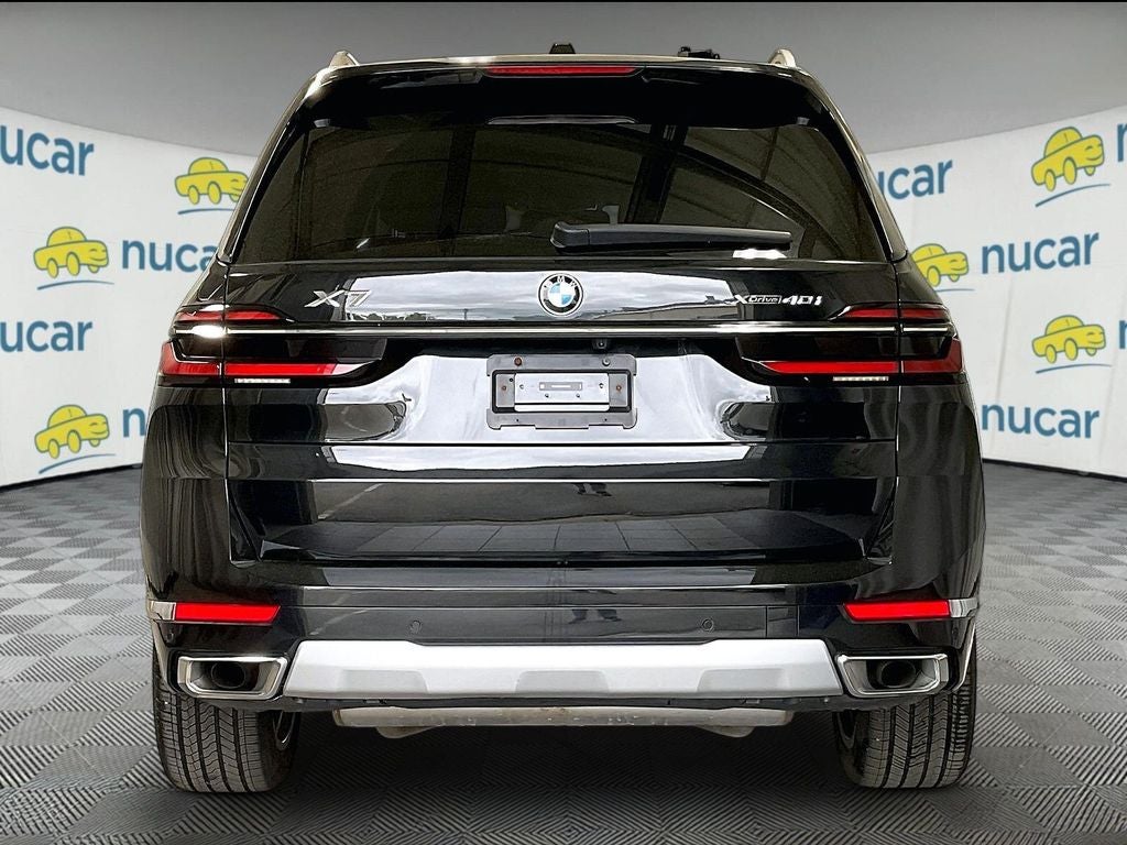 2025 BMW X7 xDrive40i Sports Activity Vehicle