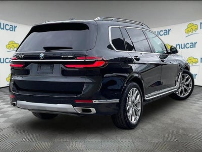 2025 BMW X7 xDrive40i Sports Activity Vehicle