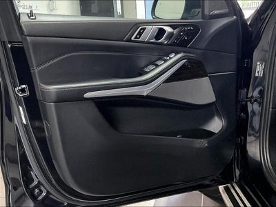 2025 BMW X7 xDrive40i Sports Activity Vehicle