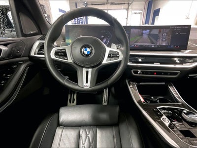 2025 BMW X5 M60i
