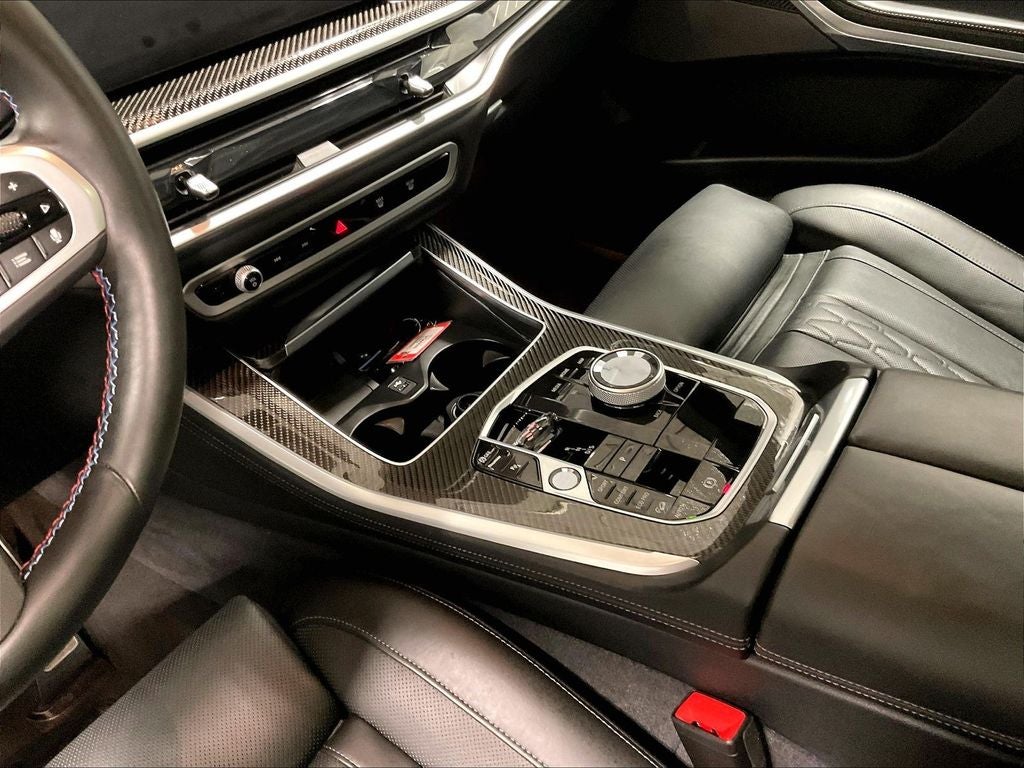 2025 BMW X5 M60i