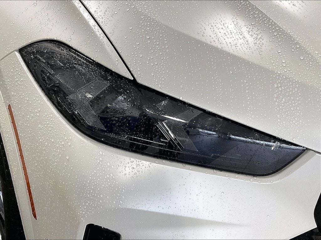 2025 BMW X5 M60i