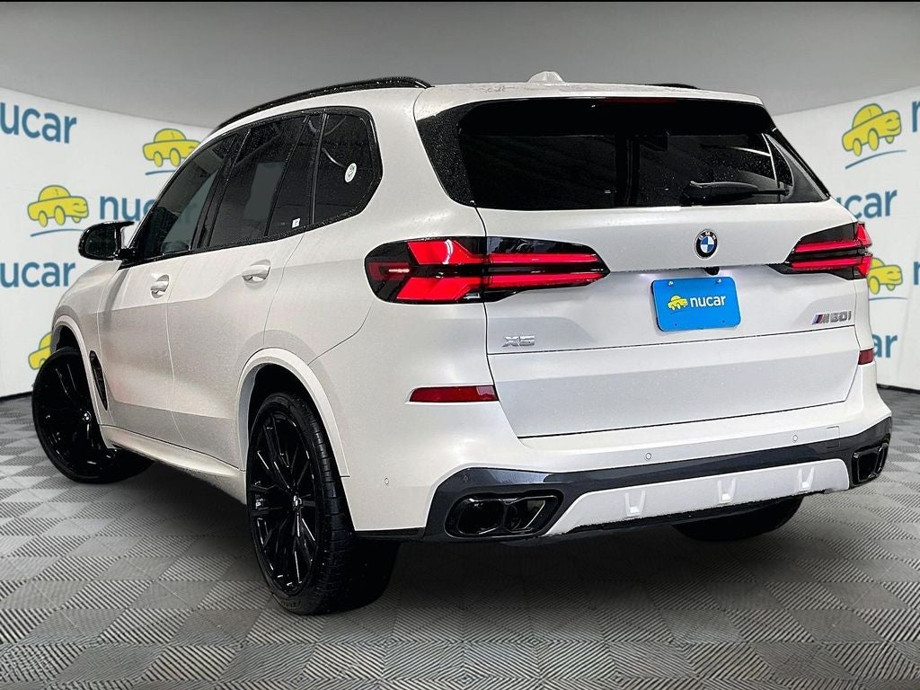 2025 BMW X5 M60i