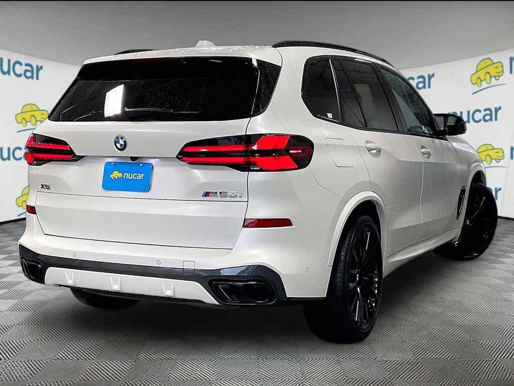 2025 BMW X5 M60i