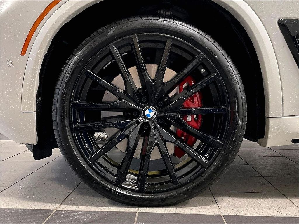 2025 BMW X5 M60i