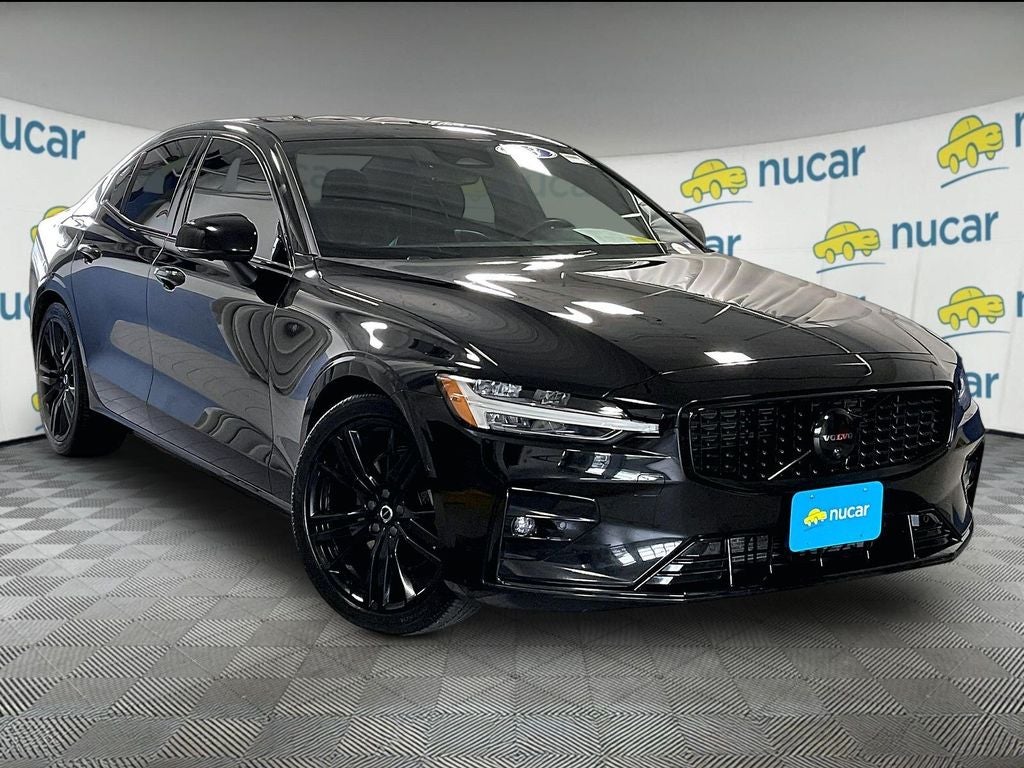 2023 Volvo S60 B5 Plus Black Edition