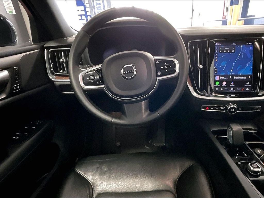 2023 Volvo S60 B5 Plus Black Edition